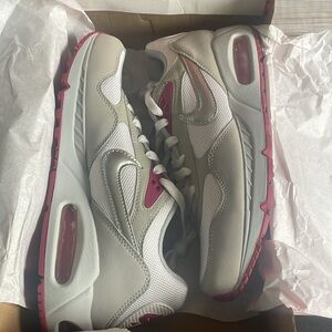 Women’s Nike Sneakers